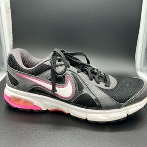 WOMENS NIKE RUNNING SHOES